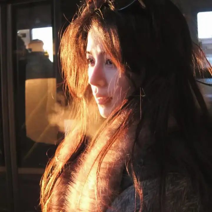 蕾哈娜内衣秀4